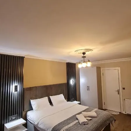 アパート Golden Arrow Suites