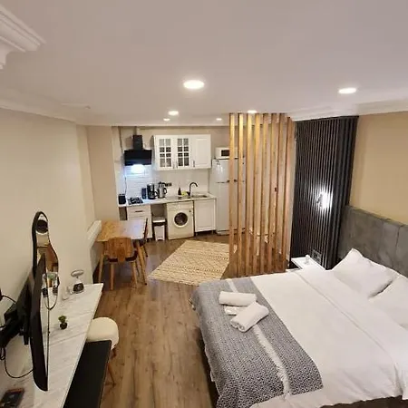 アパート Golden Arrow Suites *