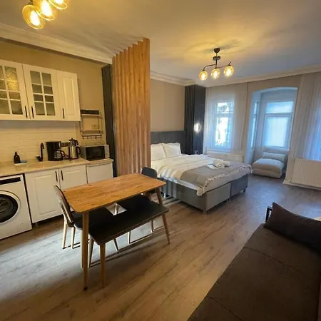 Apartment Golden Arrow Suites