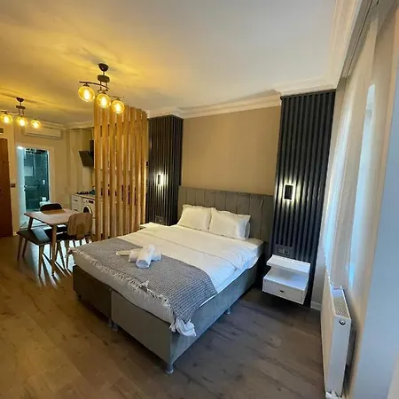 Golden Arrow Suites Apartment *